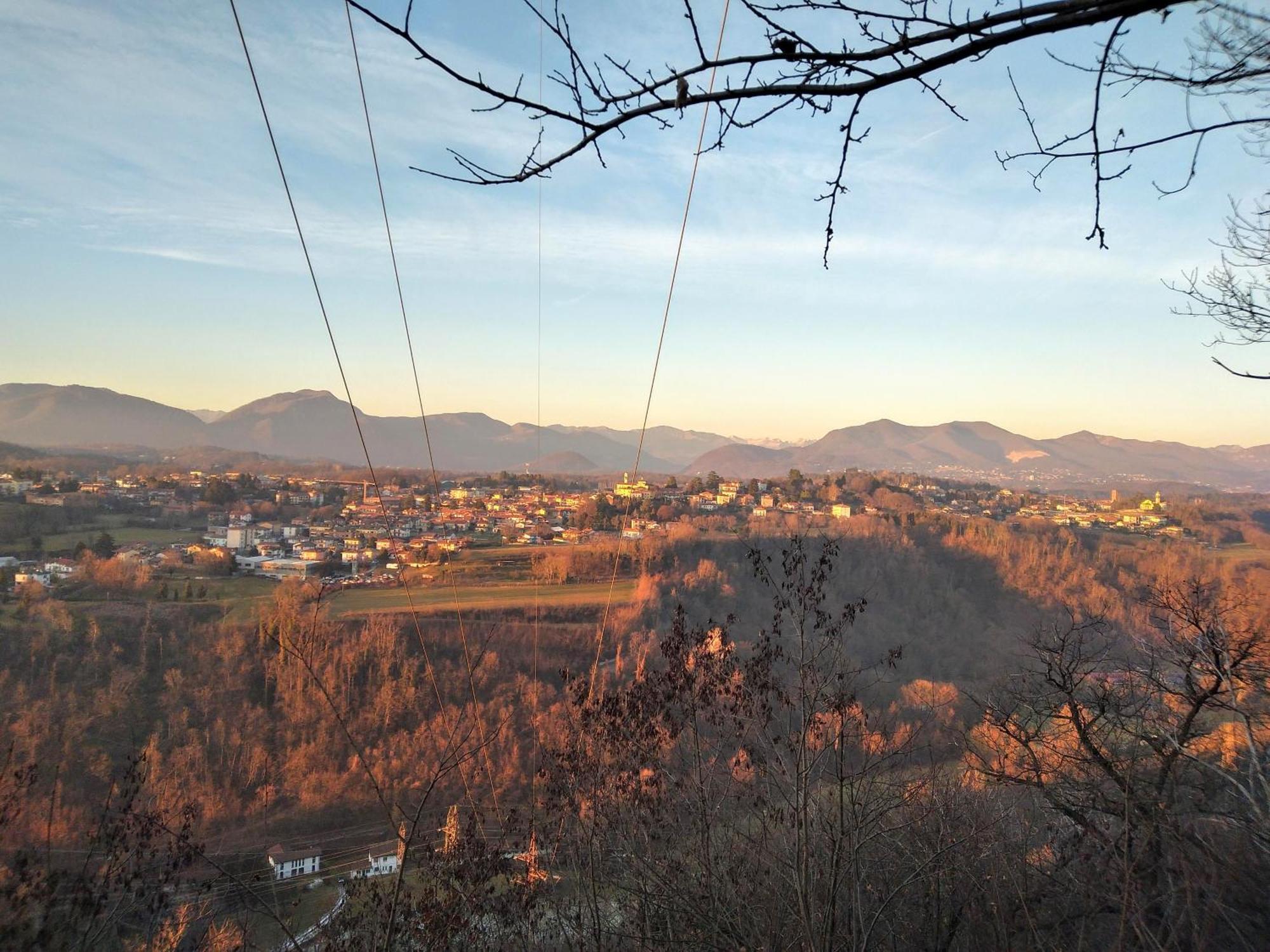 Appartamento La Casa Dei Nonni Malnate Exteriér fotografie